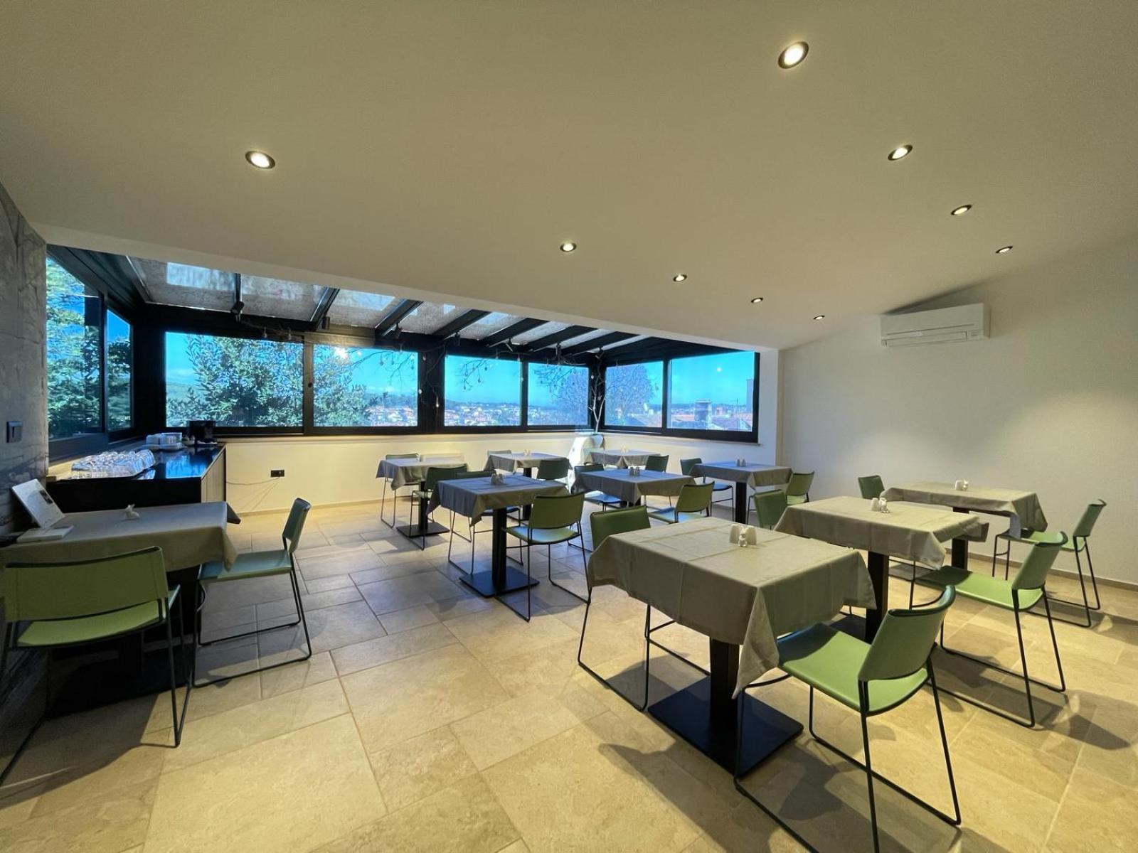 Apartma Arena Prestige *